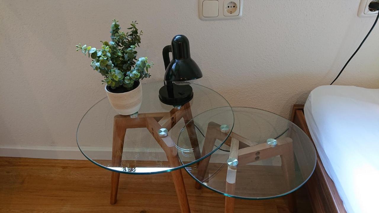Gemuetliche Ferienwohnung Am Ortsrand Kreuzwertheim Esterno foto